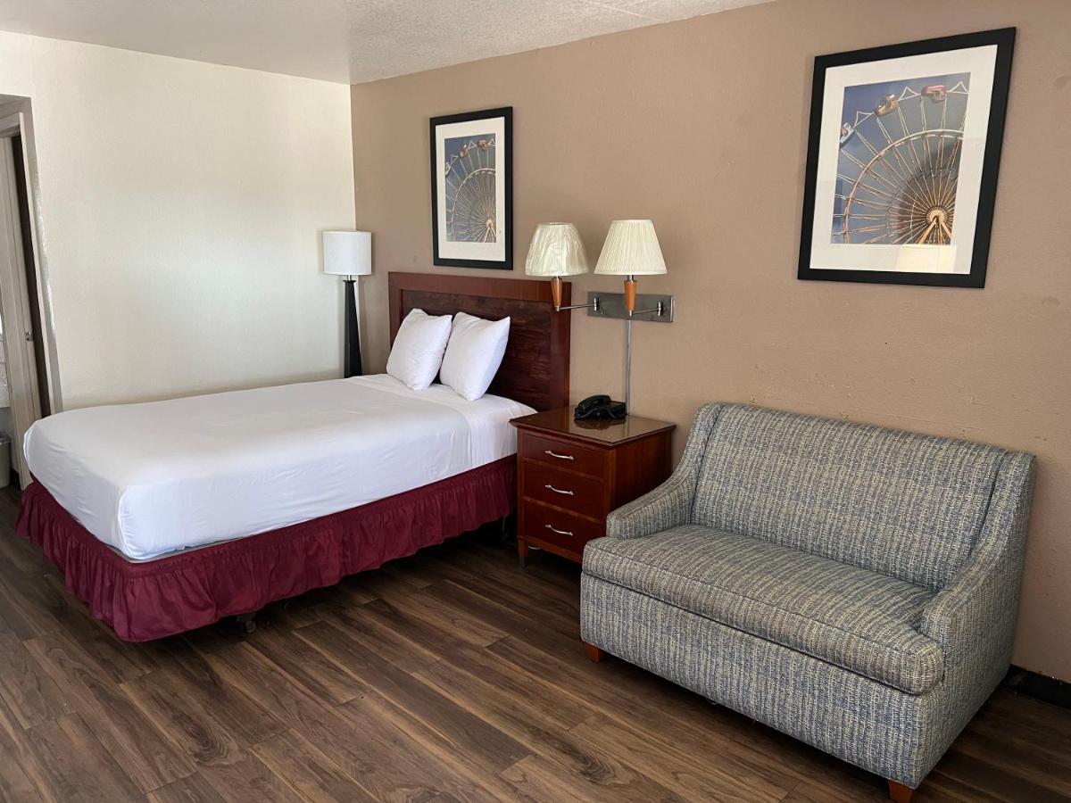 Fresno Inn エクステリア 写真