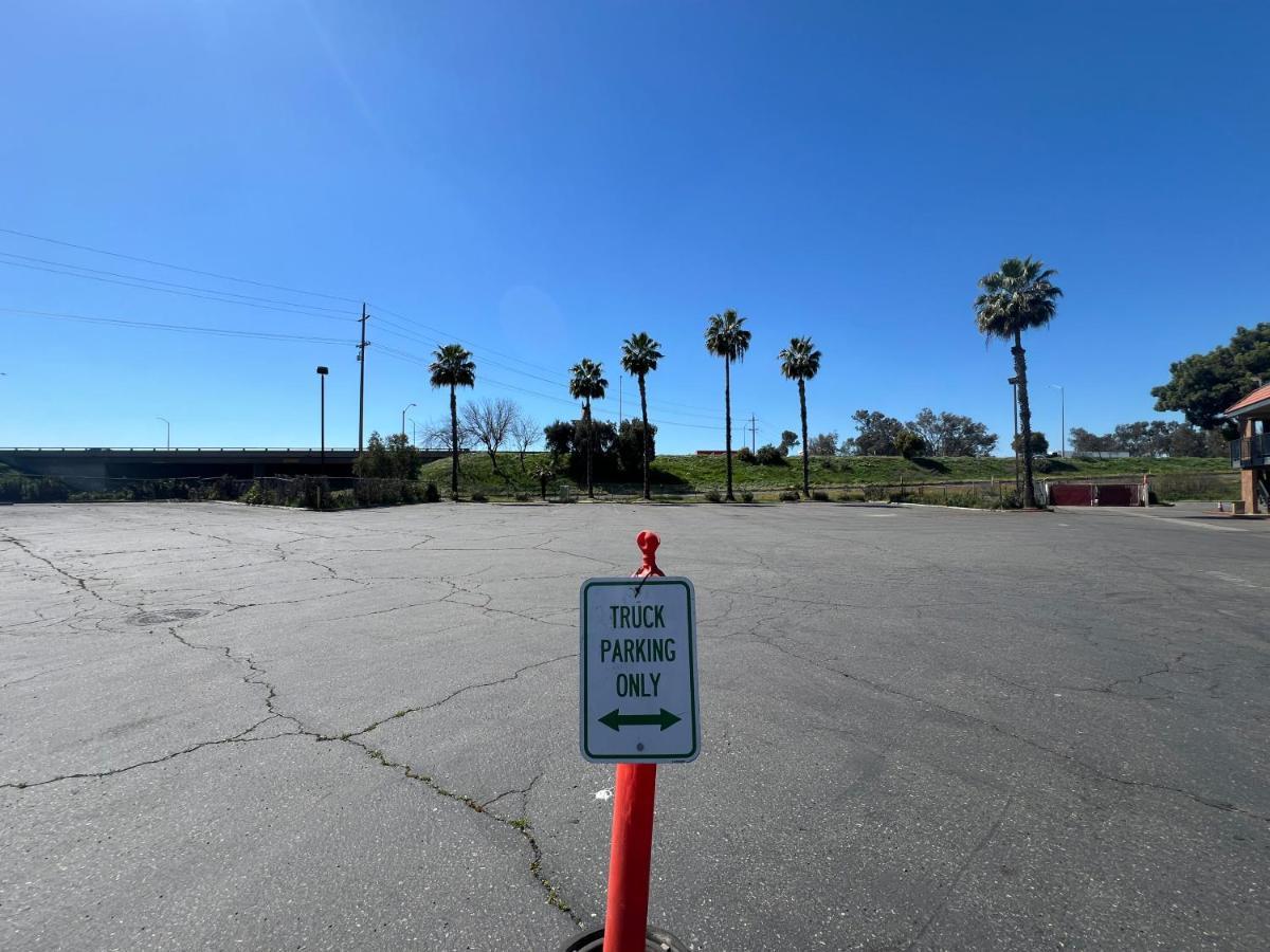 Fresno Inn エクステリア 写真
